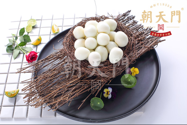 朝天門火鍋：歷經(jīng)百年，瀕臨失傳的老火鍋，在這里得以保存