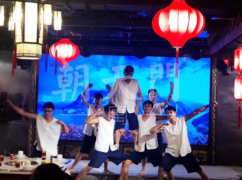 正宗特色火鍋加盟費(fèi)多少，不妨來(lái)算一下