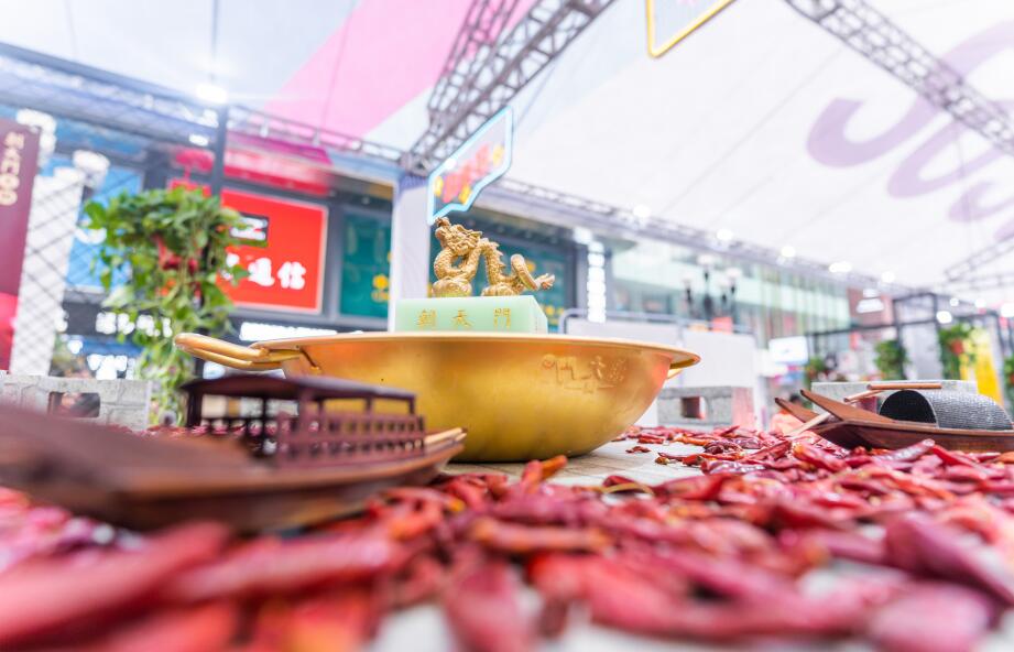 火鍋的特色菜品有哪些？這些必吃菜品不容錯(cuò)過(guò)