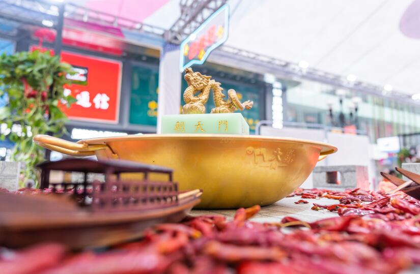 特色火鍋店的裝修應(yīng)遵循哪些原理？