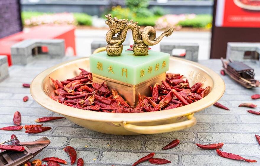 和田開火鍋加盟店怎么經(jīng)營，前景好嗎？