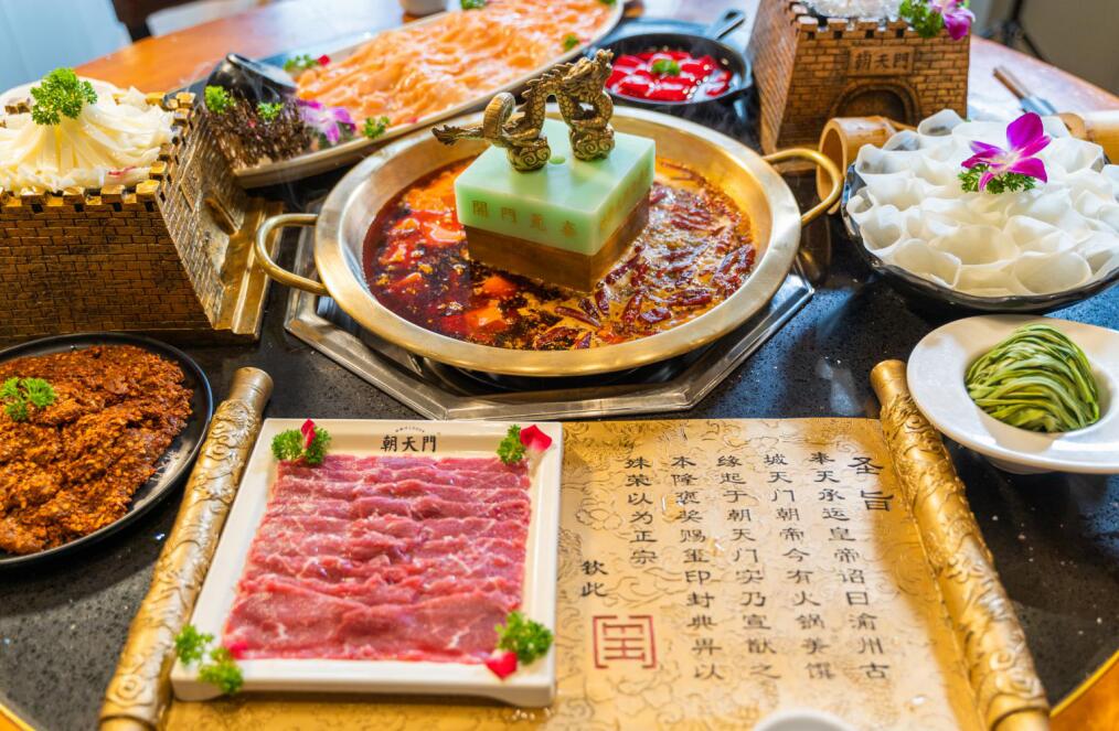 合伙開連鎖火鍋加盟店好嗎？如何權(quán)衡利弊？