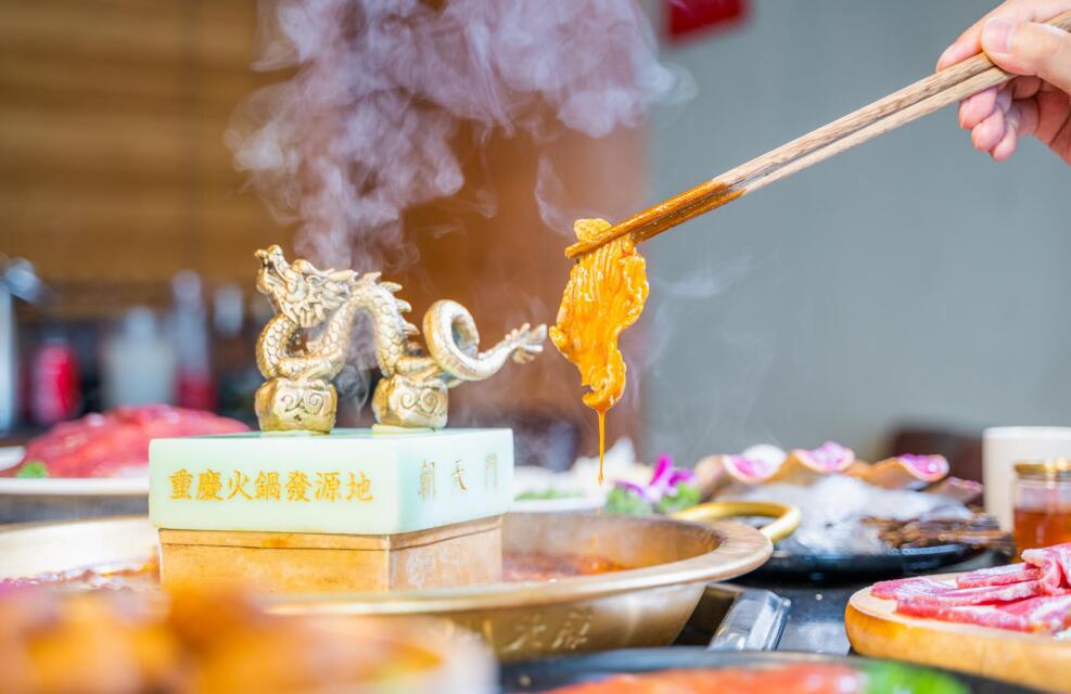 火鍋店的收入主要是靠什么來(lái)支撐的？ 
