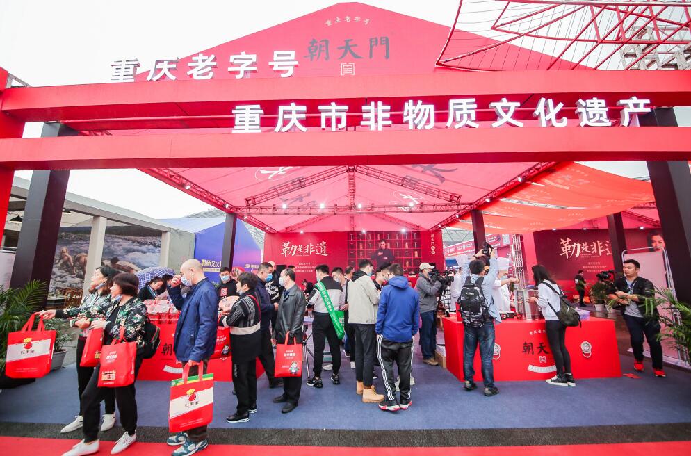 上虞開火鍋加盟店，需要做哪些準(zhǔn)備？