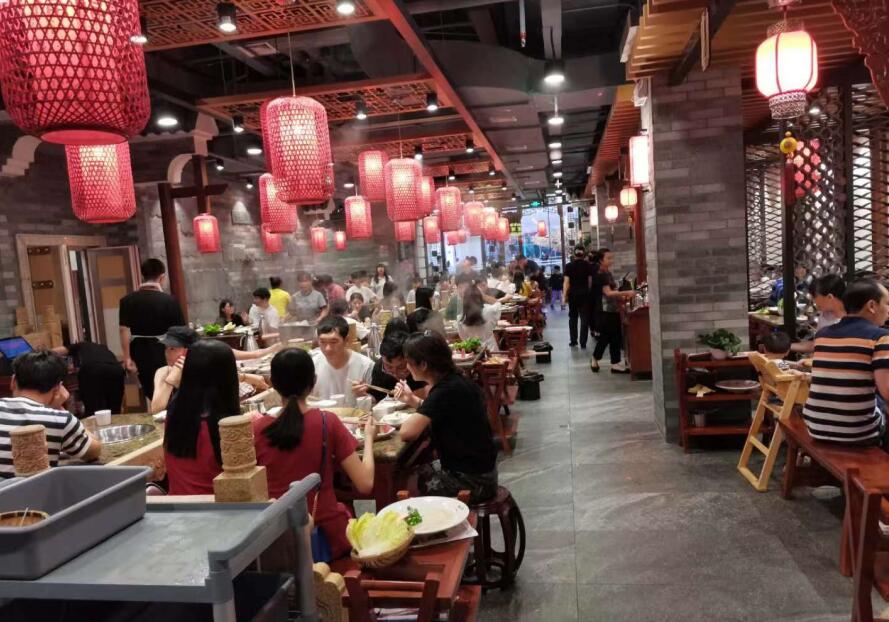 松滋開火鍋加盟店如何經(jīng)營才火？