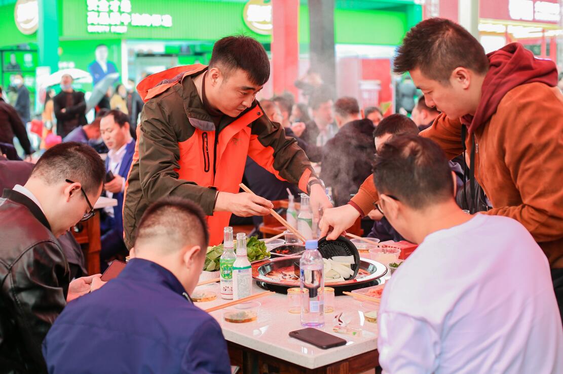四川火鍋加盟能獲哪些服務(wù)支持？
