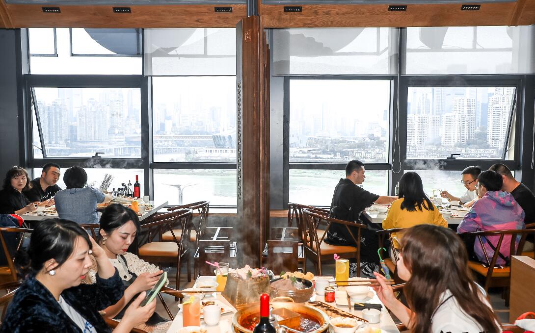 大同開火鍋加盟店，需要聘請多少員工？