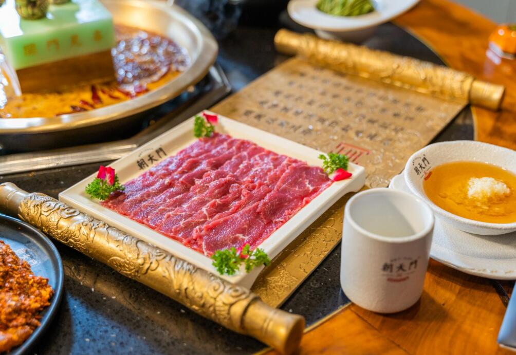 大連開(kāi)火鍋加盟店，應(yīng)該租賃哪種商鋪？