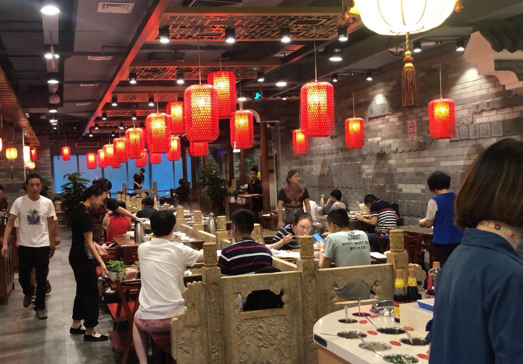 疫情期間門店生意冷清？看看這家火鍋店是怎么做的！
