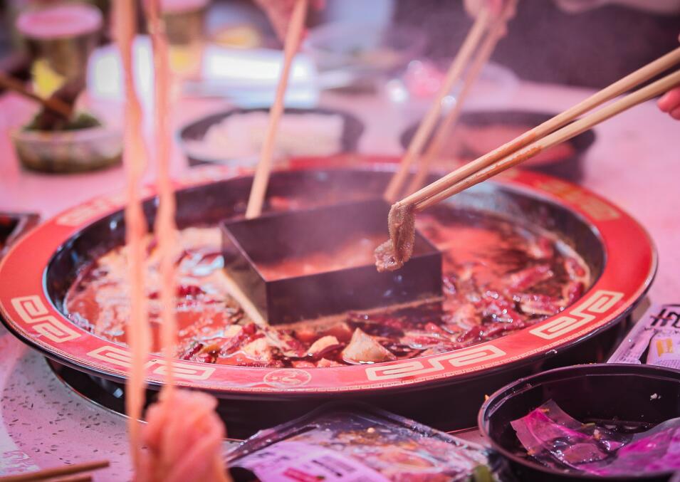 2021火鍋行業(yè)分析：六大數(shù)據(jù)帶你洞悉市場(chǎng)發(fā)展！