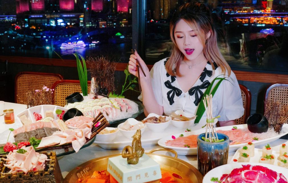 未來的火鍋店消費主力，竟是“她”？
