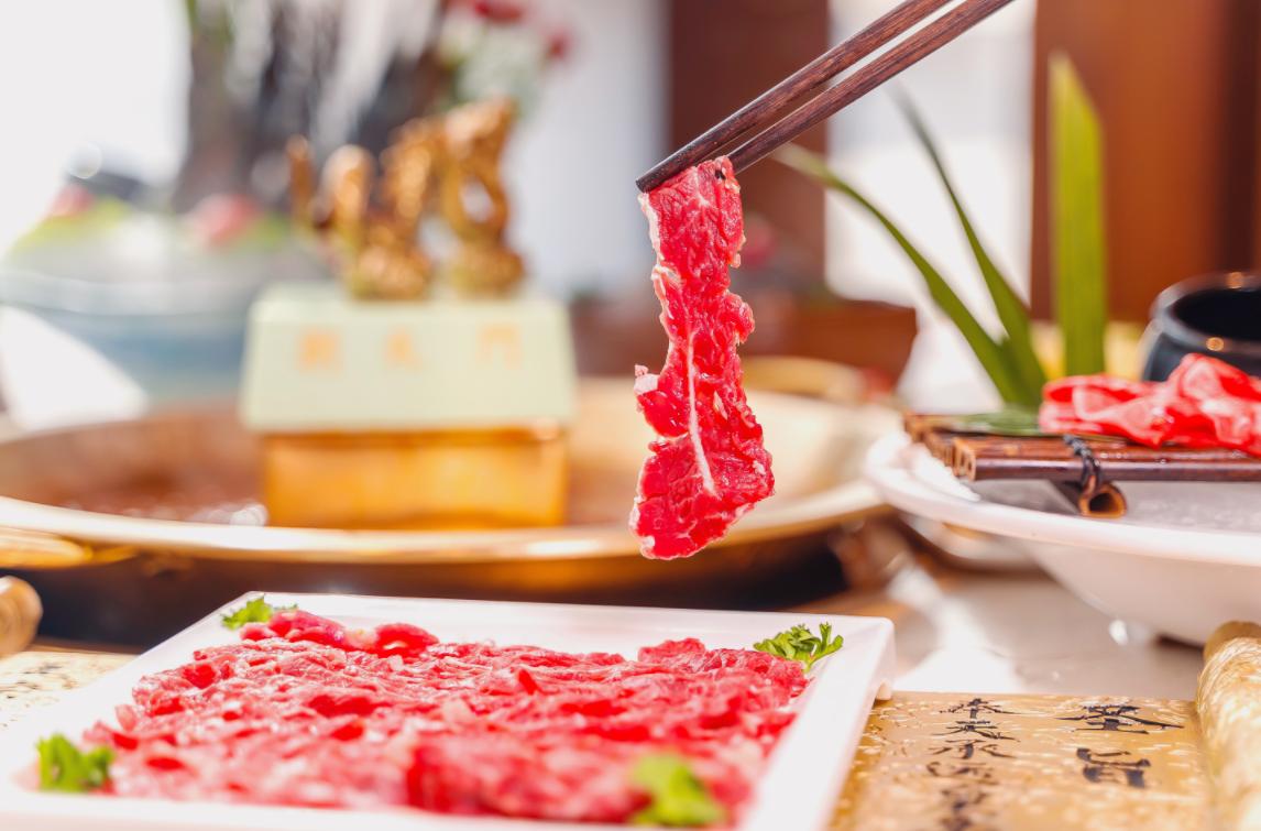 開火鍋店，學(xué)會(huì)這2個(gè)創(chuàng)新思路，不愁沒新客！