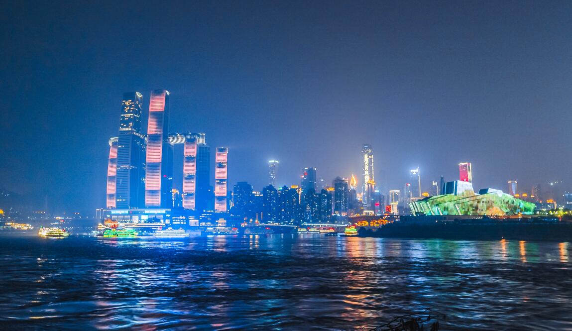 萬盛奧陶紀旅游攻略，456月來第一天空懸廊，不虛此行！