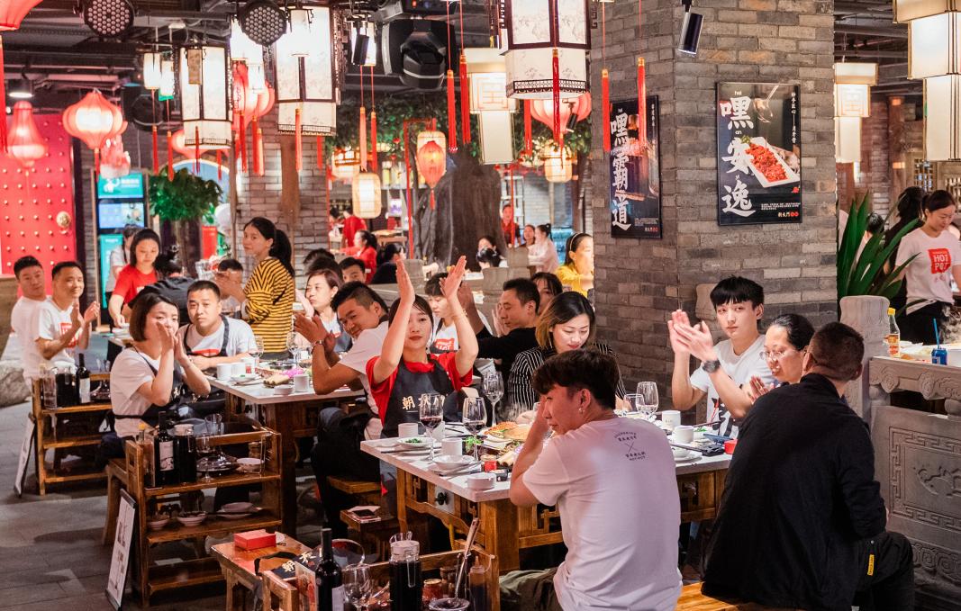 餐飲業(yè)崛起，未來(lái)的趨勢(shì)，開啟美食新篇章！