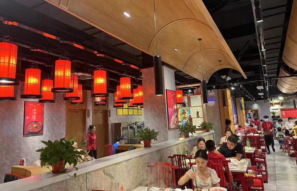 開(kāi)火鍋店，選擇火鍋加盟怎么樣？究竟值不值得？