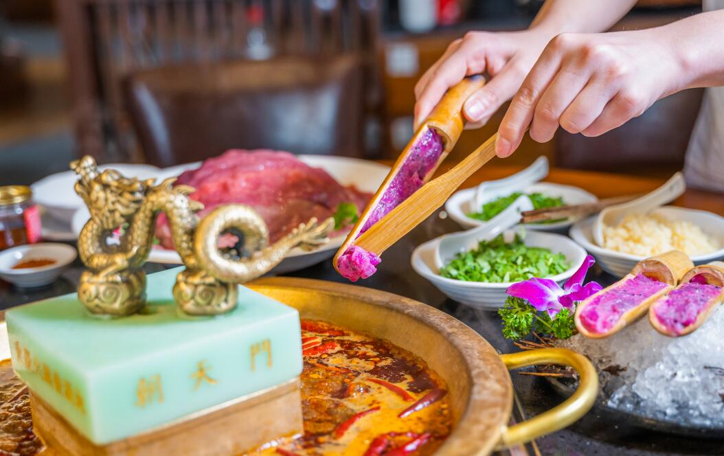 火鍋未來(lái)發(fā)展趨勢(shì)，開(kāi)一家火鍋店，這幾點(diǎn)要知道！