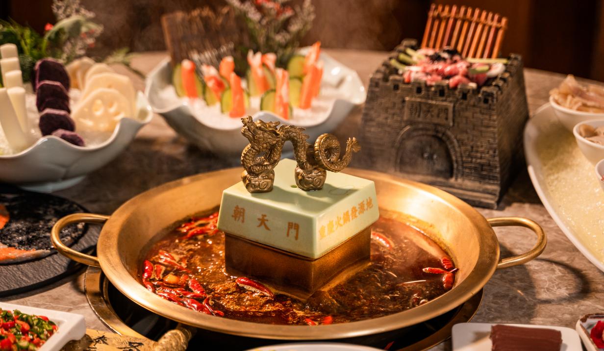 既是火鍋菜品，又是小吃，鹵雞爪為什么這么受歡迎？