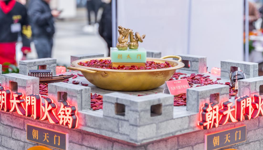 火鍋OR麻辣燙，哪樣更受歡迎？