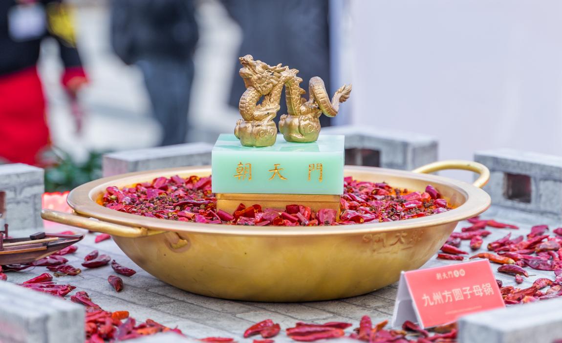 開一家火鍋店，加盟與自創(chuàng)，誰更適合？