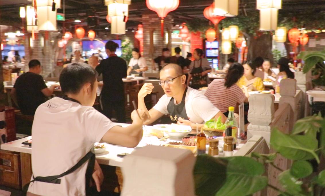 2024年，為什么市井火鍋如此受歡迎？