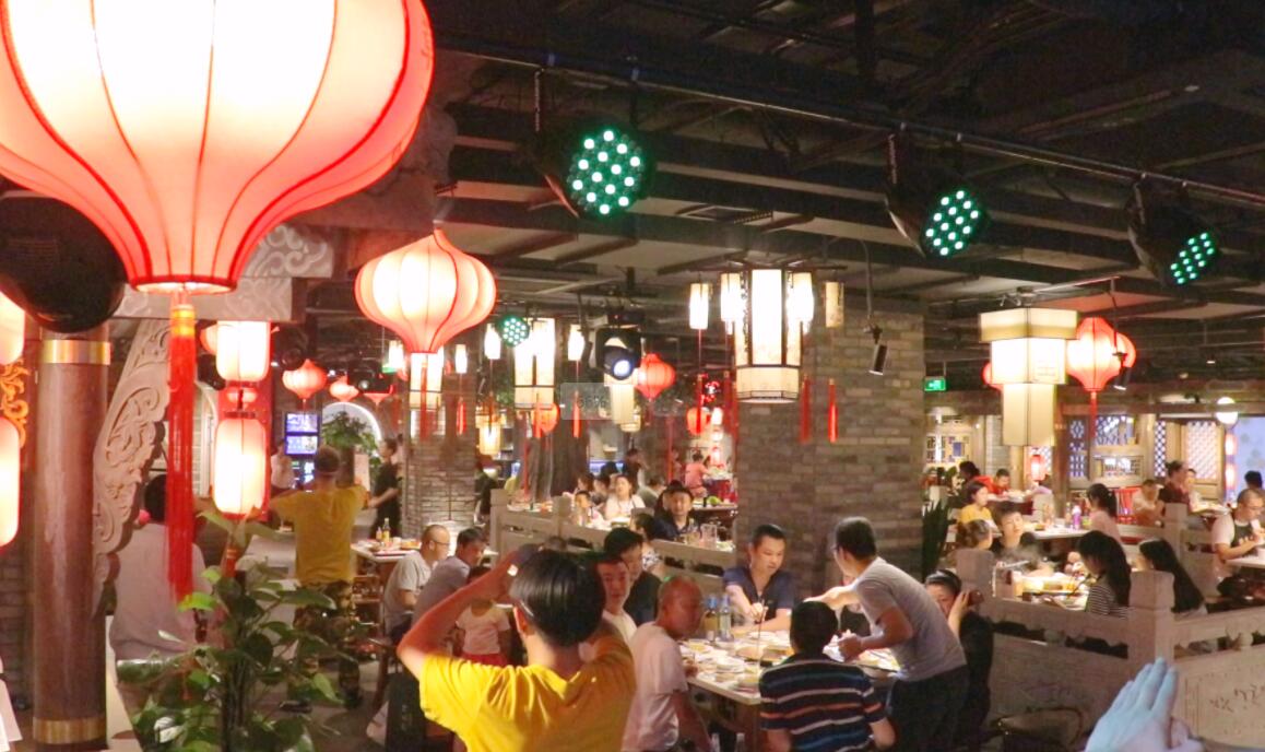 重慶火鍋加盟店，秋冬推薦菜品，生意全靠它！